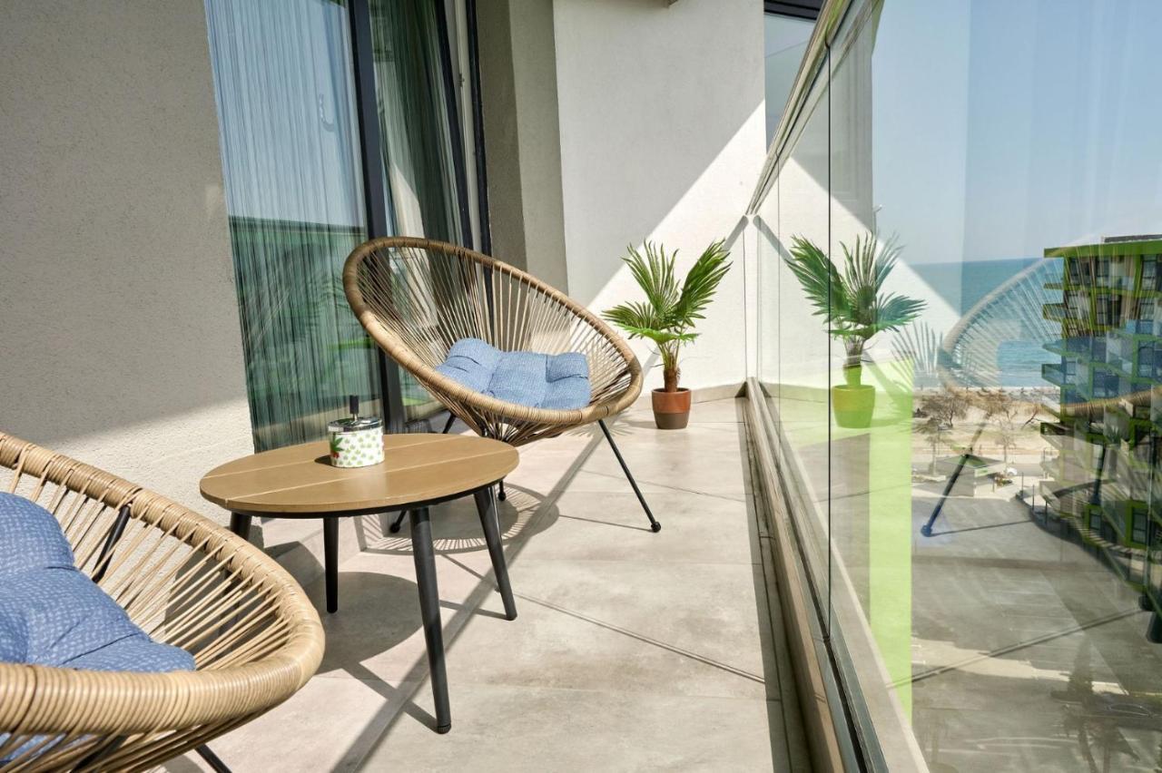 Vintage breeze Apartment ALEZZI Spa Pools resort Mamaia Buitenkant foto