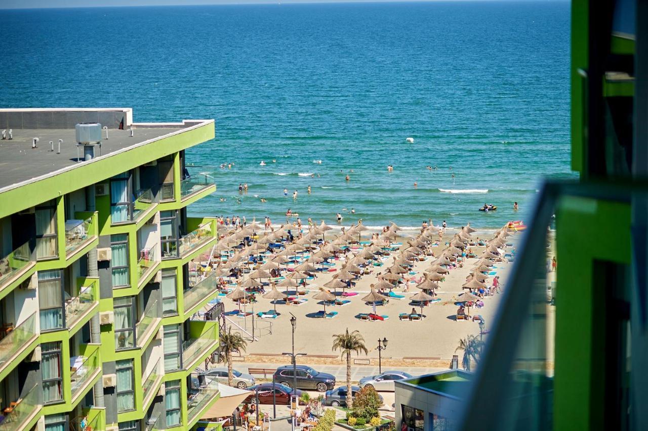 Vintage breeze Apartment ALEZZI Spa Pools resort Mamaia Buitenkant foto