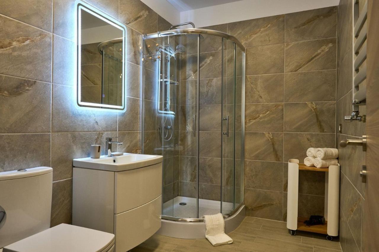 Vintage breeze Apartment ALEZZI Spa Pools resort Mamaia Buitenkant foto