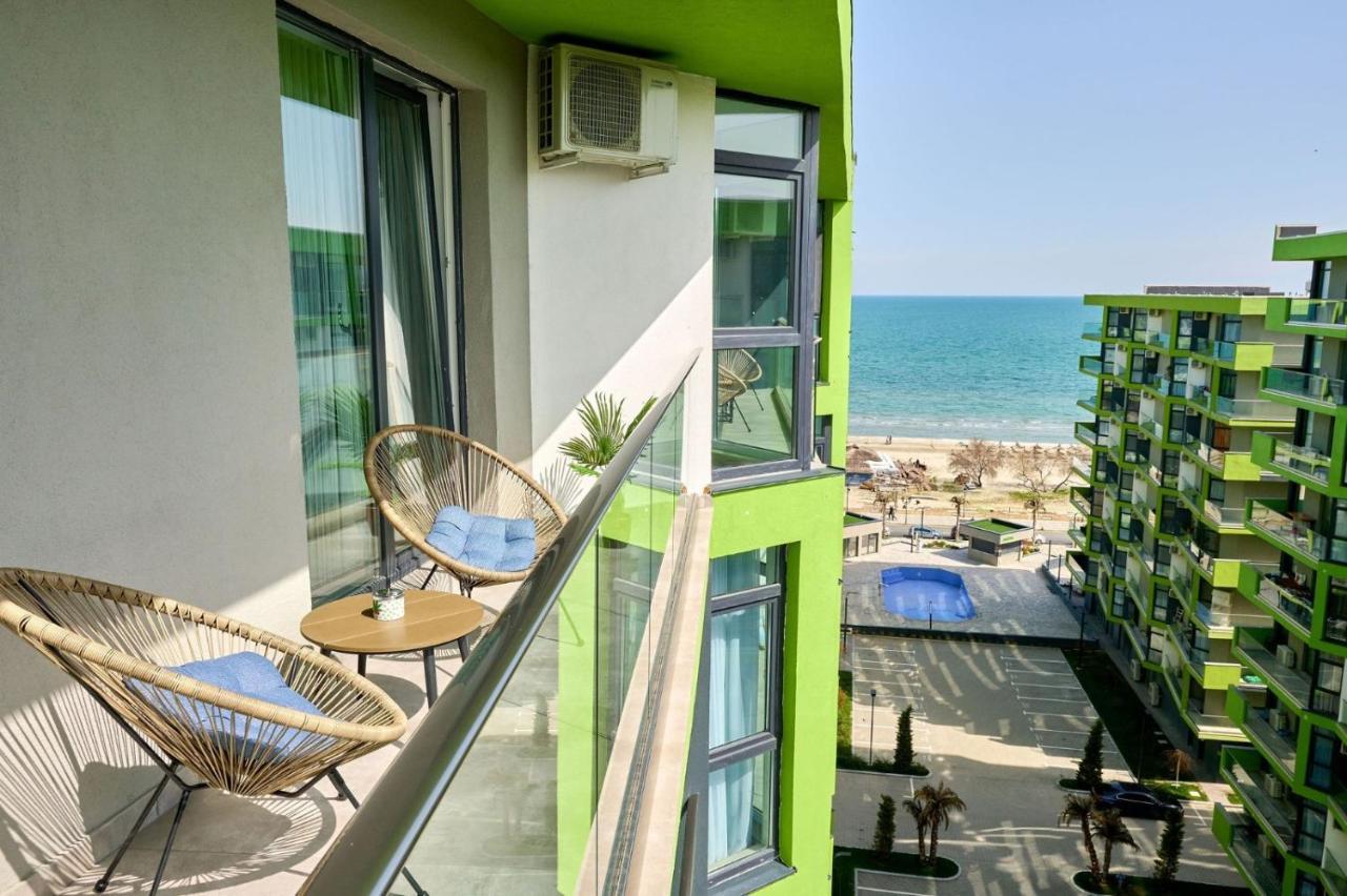 Vintage breeze Apartment ALEZZI Spa Pools resort Mamaia Buitenkant foto