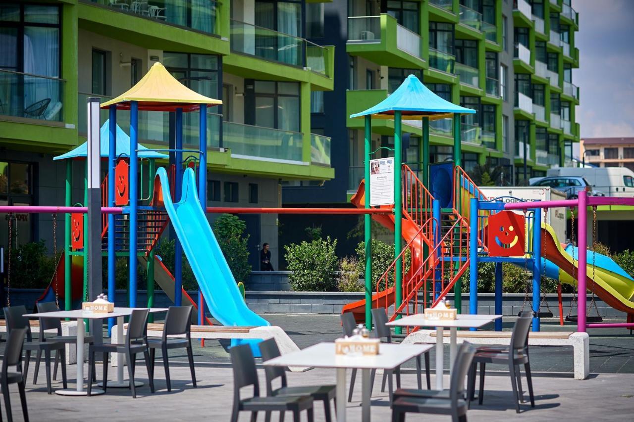 Vintage breeze Apartment ALEZZI Spa Pools resort Mamaia Buitenkant foto